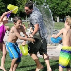 water-fight-children-water-play-51349